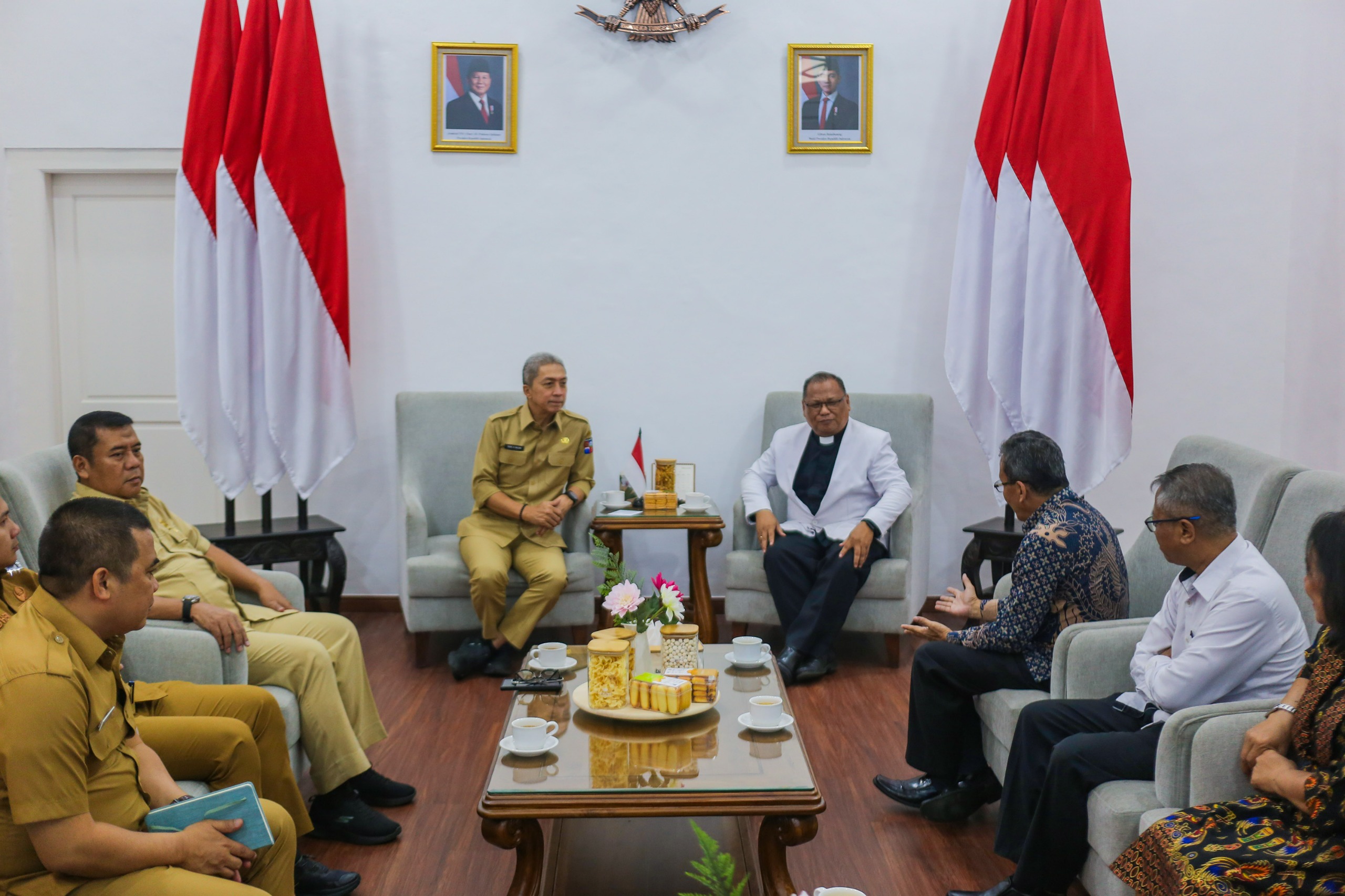 Audiensi dan silahturahmi pak walikota Bogor dengan pak Pendeta (6)